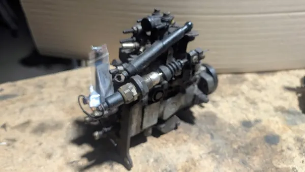 Pompe d'injection Ford Escort 1.8D OEM 0460494218 image 6