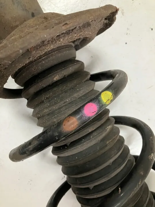Amortiguador delantero OEM 3Q0413031BN para Passat B8 image 4