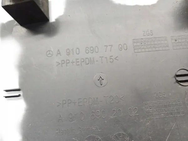 Mercedes Sprinter Oikea Ovenlista OEM A9106907700 image 3