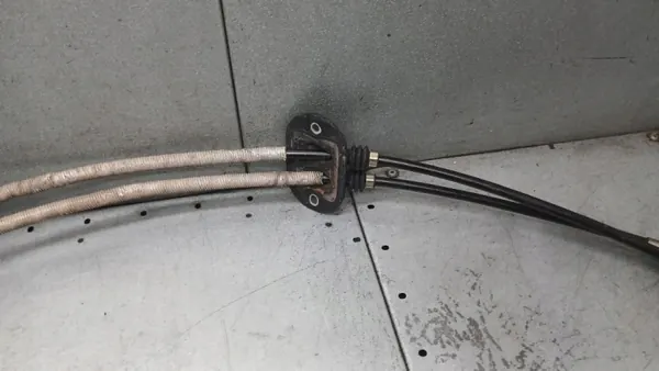 Lien de boîte Ford Fiesta MK1 OEM VOLVOMAR-138071 image 5