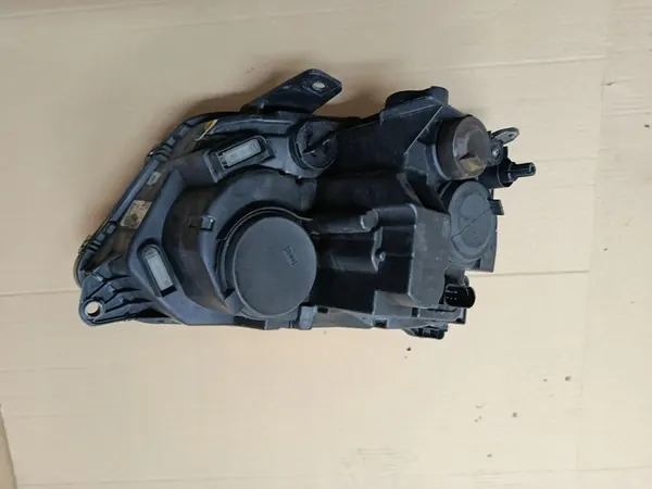 VW Amarok Oikea Etuvalaisin Alkuperäinen image 3