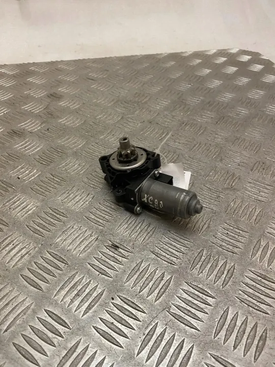 Sitzmotor Volvo XC90 OEM C37013101 - Gebraucht image 2