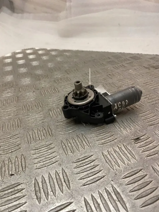 Sitzmotor Volvo XC90 OEM C37013101 - Gebraucht image 4