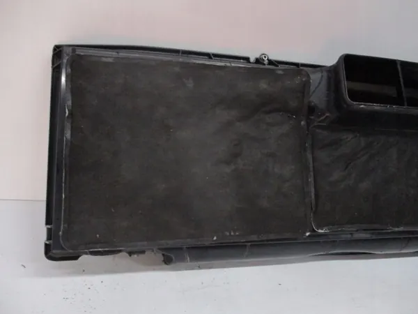 Tesla X Innenraumfiltergehäuse OEM - Gebrauchtteil image 4