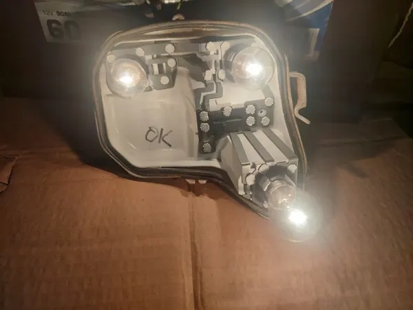 Audi A4 B7 Rückleuchten-Einsatz Rechts OEM 484062R image 2