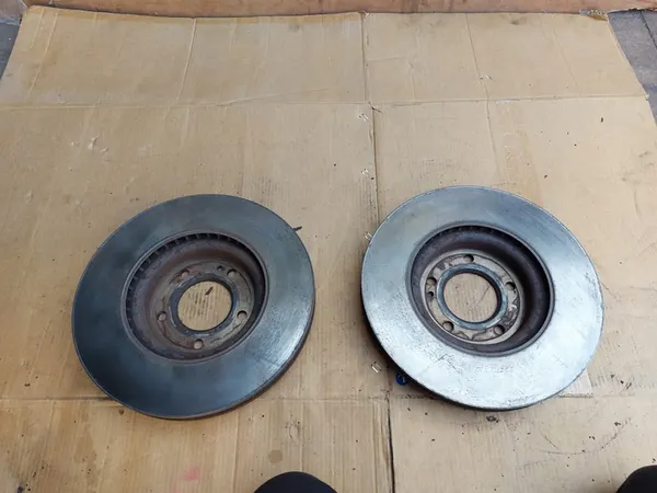 Front Brake Disc Mercedes W463 image 10