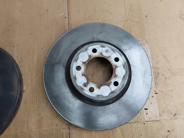 Front Brake Disc Mercedes W463 image 2