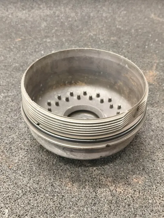 MAN Ölfilterdeckel OEM 51055050015 - Metall image 3