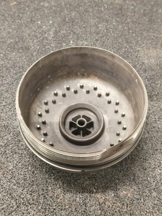 MAN Ölfilterdeckel OEM 51055050015 - Metall image 4