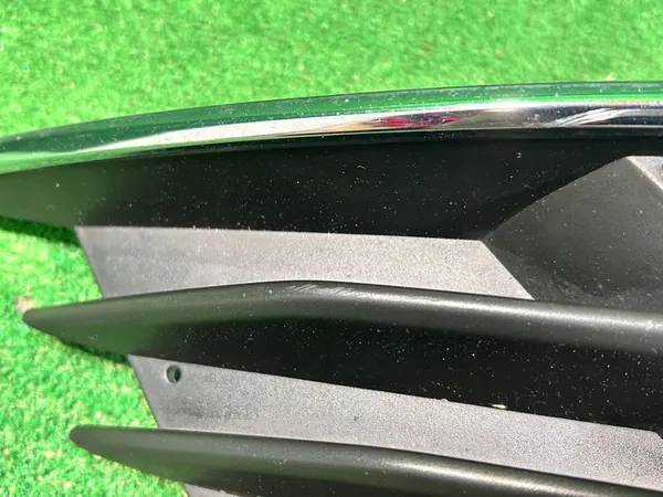 AUDI A3 8V5 SEDÁN REJILLA PARACHOQUES DELANTERA IZQUIERDA 8V5807681A image 6