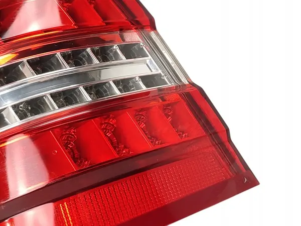 Linker Achterlicht LED Mercedes W212 Kombi 2009–2012 OE image 3