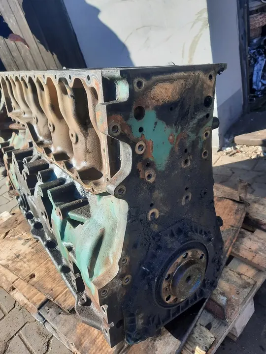 Moottorilohko Volvo FH 4 D13K image 6