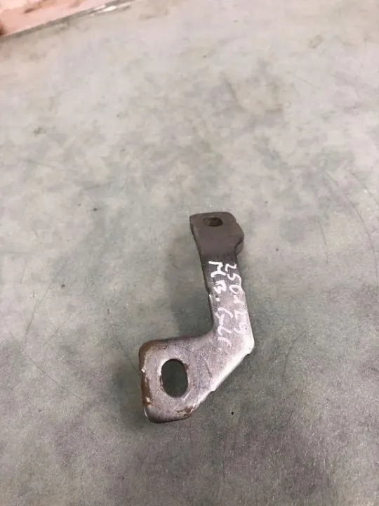 Support d'échappement OEM A2540961500 Mercedes-Benz GLC image 2