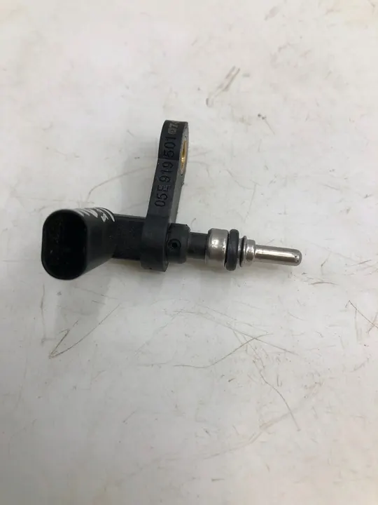 Capteur de température du liquide de refroidissement SEAT IBIZA V 05E919501 image 1