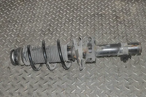 Ammortizzatore anteriore sinistro Audi A1 2011 OEM 6R0413031AR image 2