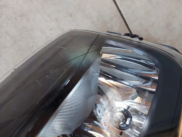 FARO - DIREITO - VW T-CROSS - 2GM image 5