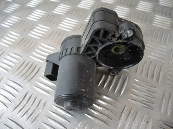 Alfa Romeo Stelvio Handbremshebel OEM 00505632520 image 6