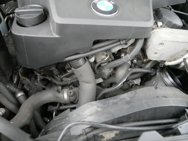 Motor BMW N20B20A 2475061 - Completo usado image 3