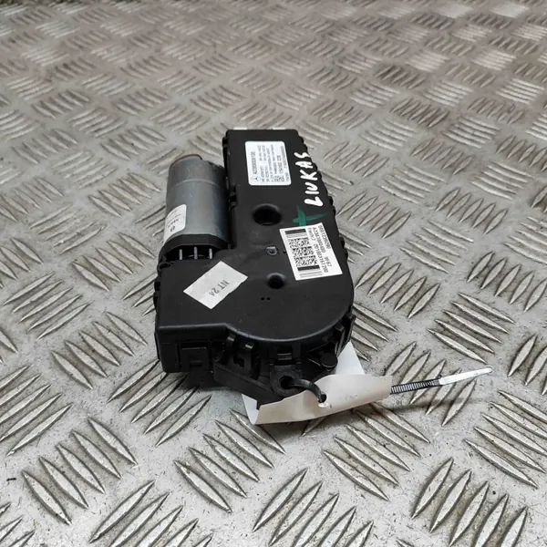Schiebedachmotor OEM A2059013212 für Mercedes-Benz E Coupé image 4