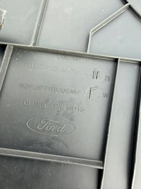 Accoudoir cuir Ford Focus MK3 OEM F1EB-A045M62-CHW image 7