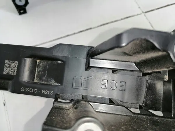 Support de radiateur côté gauche Mercedes-Benz C W206 2022 image 6