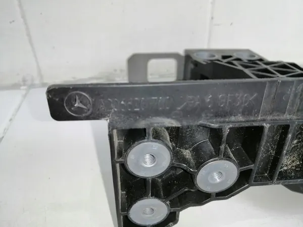 Support de radiateur côté gauche Mercedes-Benz C W206 2022 image 8