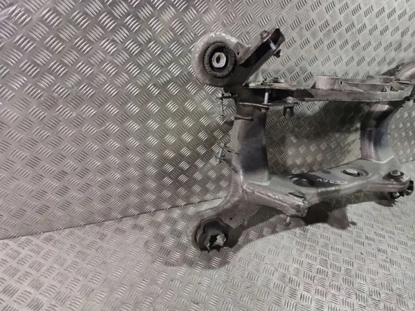 Mercedes-Benz hulpframe achter OEM A2213520206 image 3