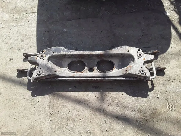 Hulpframe Ford Mondeo 2005 2.0 Benzine image 2