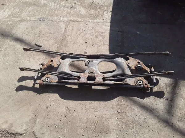 Hulpframe Ford Mondeo 2005 2.0 Benzine image 3