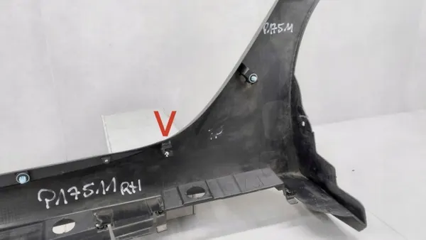 Moldura de umbral derecha OEM 75850-0H020 Toyota Aygo X image 6