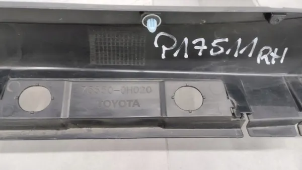Moldura de umbral derecha OEM 75850-0H020 Toyota Aygo X image 7