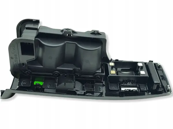 Citroen C4 III e-C4 2022 Mittkonsolskydd AMD233693 image 9