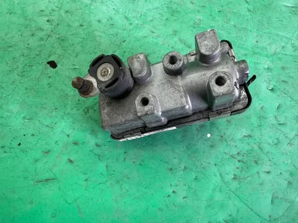 Actuador Turbo OEM 6NW008412 para Ford Focus MK2 1.8 TDCI image 4
