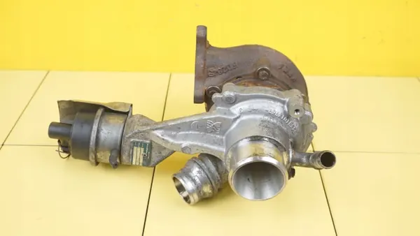 Turbocompressor OEM 55486151 para Opel Astra Insignia 1.6 CDTI image 2