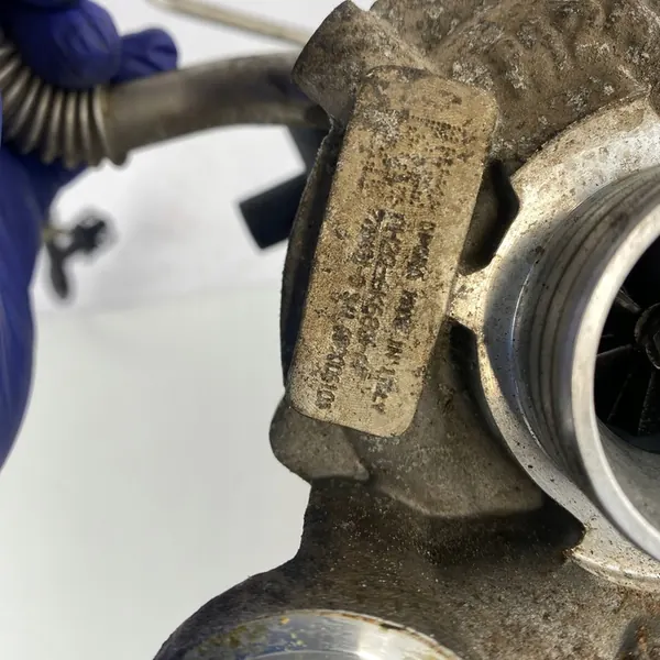 Rechter turbocharger Land Rover 3.0 Jaguar XF XJ 306DT image 5