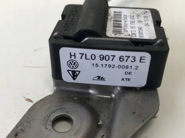 Audi Q7 Sensor OEM 7L0907673E - Begagnad Audi OE image 3