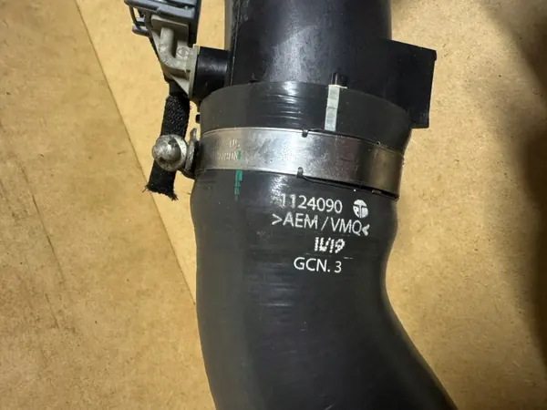 Renault OE Intercoolerrör OEM 144608199R image 3
