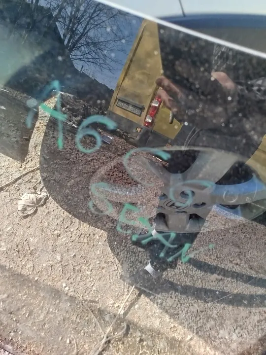 Gebruikte Audi OE voorruit OEM SZYBA CZOŁOWA AUDI A6 C6 SEDAN image 3