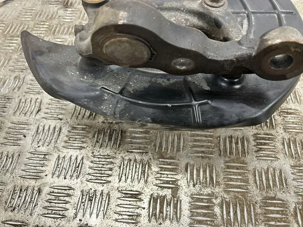 Snodo anteriore sinistro DODGE CHALLENGER 05168403AD image 5