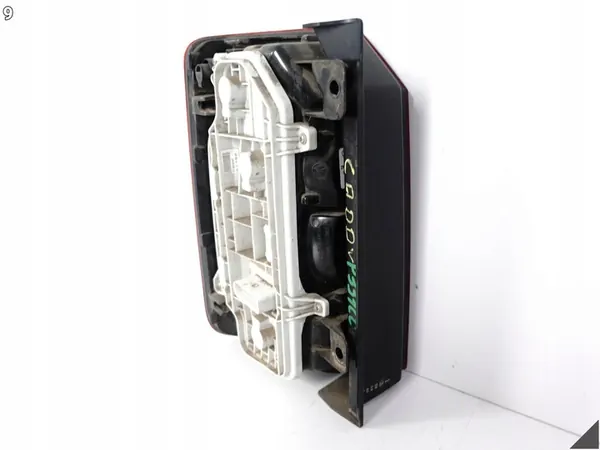 VW Caddy III Luz Trasera Izquierda Aleta II Lift 2K1945096AA image 10