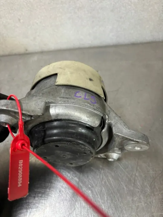 Soporte de motor derecho Mercedes W213 A2052405000 image 2