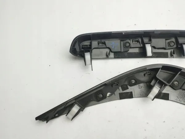 Mazda CX-7 2011 Mittkonsoll List OEM EH4455254 image 8