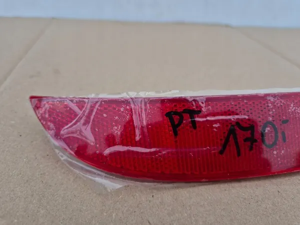 VW Touran II Oikea Puskureiden Heijastin 1T0945106C image 5