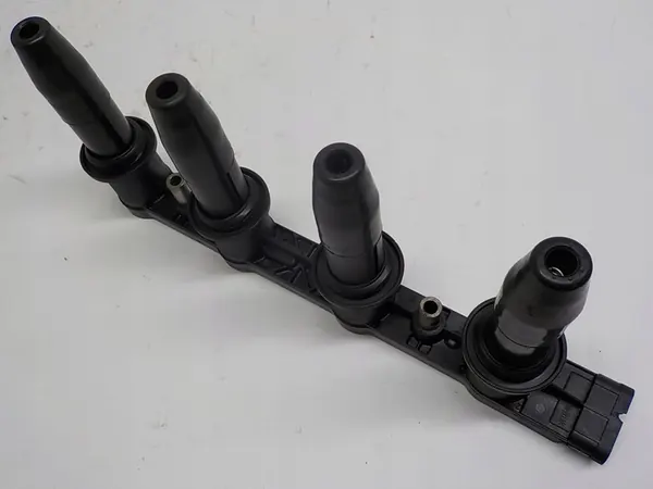 Astra J 1.6 Insignia 1.8 Bobina de Ignição 7 Pin OEM Delphi image 3