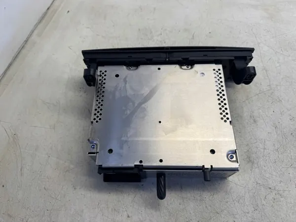 BMW 1 E87 Radio CD OEM 9249404 - Gebruikt image 6