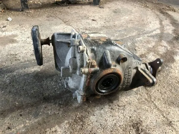 Diferencial traseiro BMW 1 (F20) 754158002 2.0L Diesel 2015 image 3