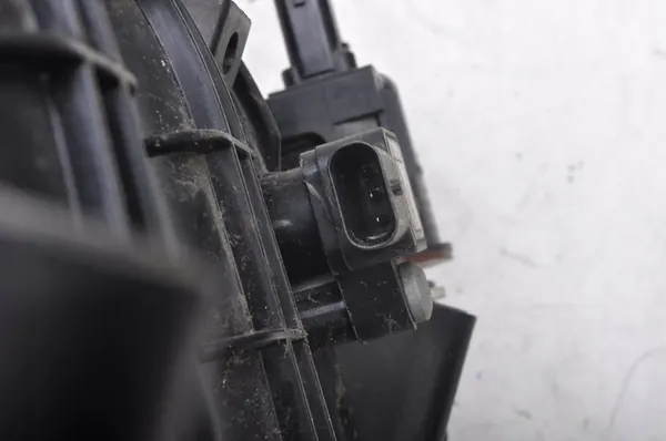 OPEL ASTRA K V 1.4 16V Coletor de admissão 12672109 image 3