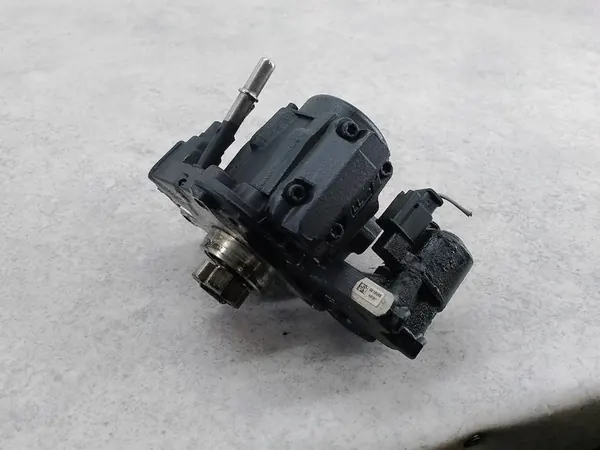 Bomba de combustível PEUGEOT 508 I SW 2.0 HDI OEM image 2