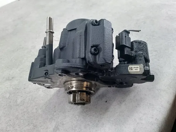 Bomba de combustível PEUGEOT 508 I SW 2.0 HDI OEM image 3