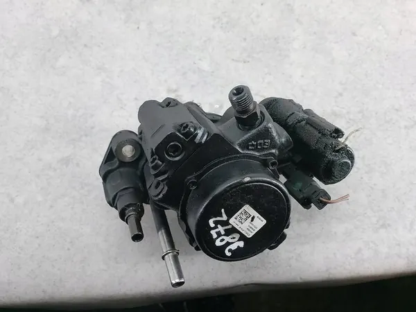 Bomba de combustível PEUGEOT 508 I SW 2.0 HDI OEM image 8